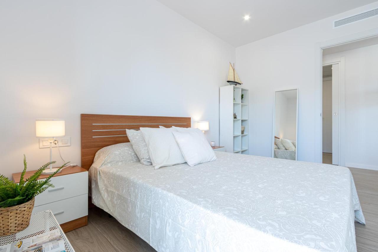 M A R I V E N T Suite With Bathroom And Terrace 50 M2 Roses Eksteriør billede