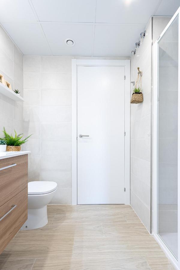 M A R I V E N T Suite With Bathroom And Terrace 50 M2 Roses Eksteriør billede